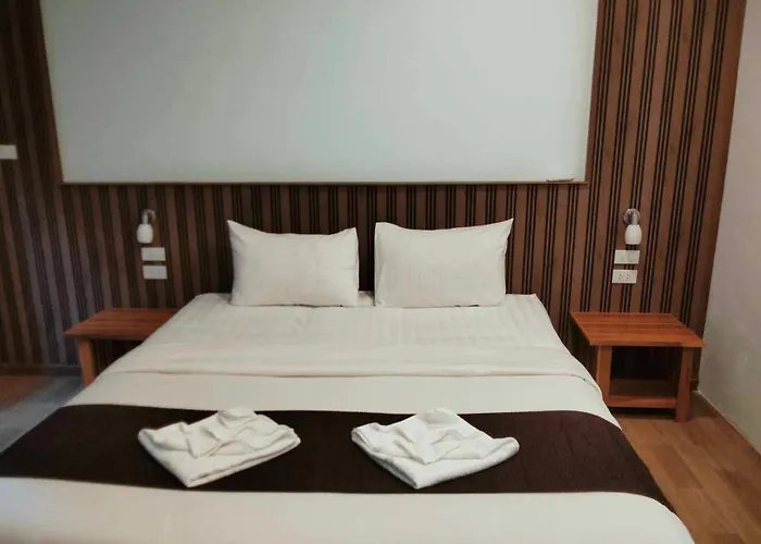 Khao Sok Nature Place - Sha Certified